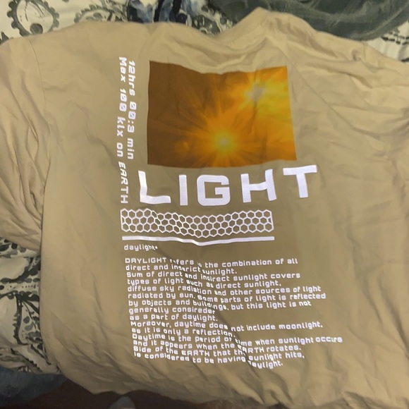 H&M Graphic tee - Picture 3 of 3